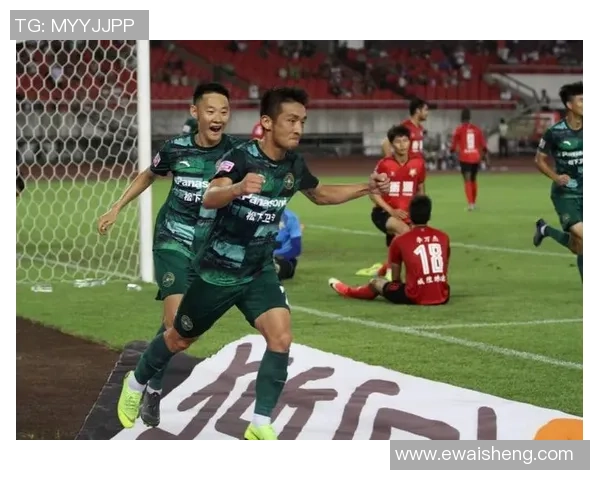 延边足球明星崔仁的成长历程与对中国足球的影响分析